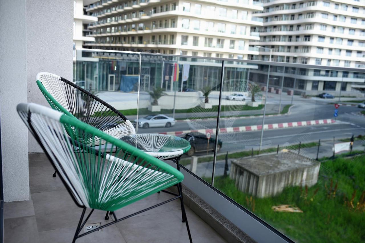 Myosotis Mamaia Studio By The Lake Apartamento Exterior foto